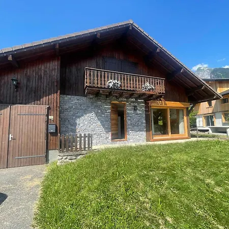 Renove Spacieux Pres Des Commerces, A 200m Du Village Et Du Lac, Navette Ski-bus Gratuite - Fr-1-624-118 Chalet *